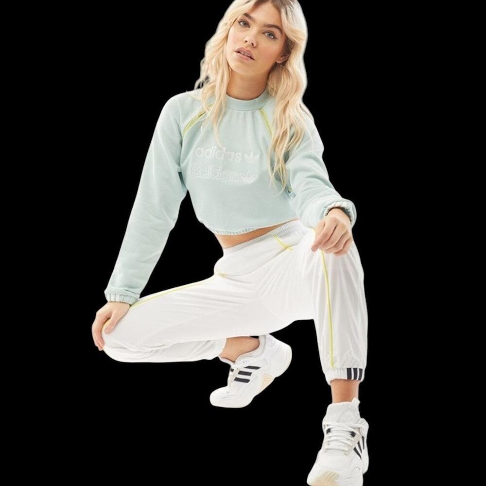 RARE  Adidas Originals Womens Cropped Sweatshirt Green Tint Zipper Detail Med